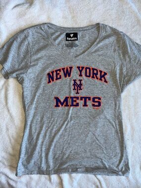 Fanatics Grey New York Mets V-Neck Tee with Orange and Blue Logo